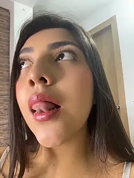 Sammyy torres online show from April 11, 5:01 am