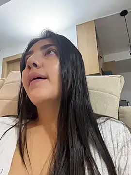 Snapshot of Sammyy_torres chatting on May 31, 3:36 am Sammyy torres online show from May 31, 3:36 am