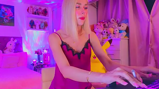 MadamBarbiee online show from March 3, 12:28 am