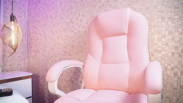 luciana agudelo online show from March 5, 7:21 pm