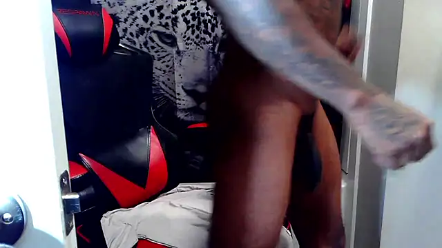 TattedRasta2x0 online show from January 18, 8:40 am