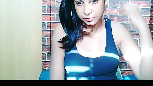 Snapshot of indian_spice_girl chatting on June 28, 7:36 am indian spice girl online show from June 28, 7:36 am