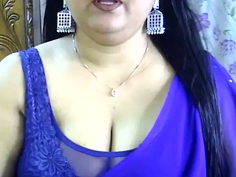 Snapshot of Natasha_pihu chatting on April 21, 7:39 pm Natasha pihu online show from April 21, 7:39 pm