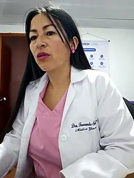 JustSamantha  online show from January 6, 11:25 am