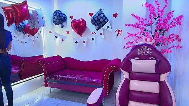 Alissa ricek online show from February 19, 11:28 am