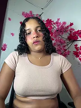 chleo rosse online show from April 9, 3:06 am