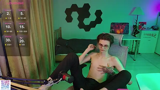 Shiromy  online show from February 22, 7:01 pm