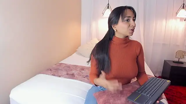 Snapshot of MiaRosy_ValentinoRussel chatting on November 27, 7:49 pm MiaRosy ValentinoRussel online show from November 27, 7:49 pm