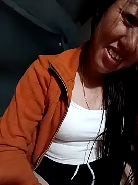 Snapshot of Jelly-squirt chatting on May 4, 12:23 pm Jelly-squirt online show from May 4, 12:23 pm