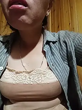 Snapshot of Jelly-squirt chatting on May 12, 12:13 pm Jelly-squirt online show from May 12, 12:13 pm