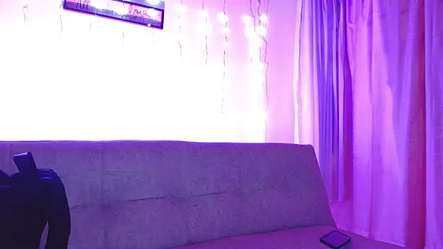 Snapshot of catleya6 chatting on November 20, 4:23 am catleya6 online show from November 20, 4:23 am