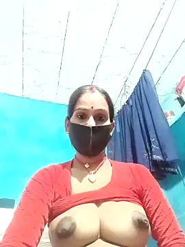 Snapshot of Nandani-758 chatting on April 13, 10:43 am Nandani-758 online show from April 13, 10:43 am