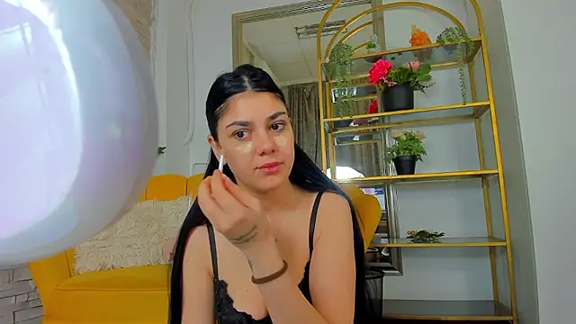 SerennaNoir online show from January 14, 5:35 am