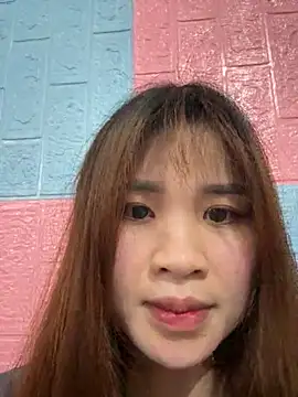 Snapshot of Spring-spring chatting on November 25, 1:55 pm Spring-spring online show from November 25, 1:55 pm