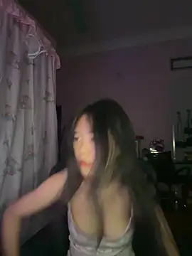 Kiee-lee online show from April 17, 4:10 pm