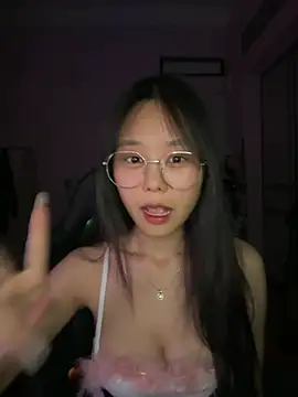 Snapshot of Kiee-lee chatting on July 25, 5:43 pm Kiee-lee online show from July 25, 5:43 pm