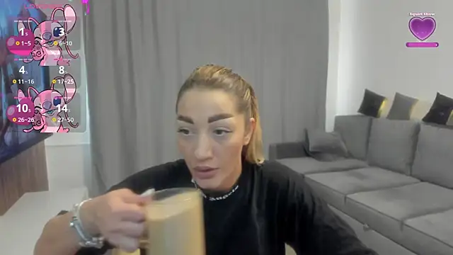 rossana doll online show from April 4, 9:18 am