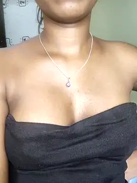 Snapshot of Simran_0011 chatting on April 18, 11:38 pm Simran 0011 online show from April 18, 11:38 pm
