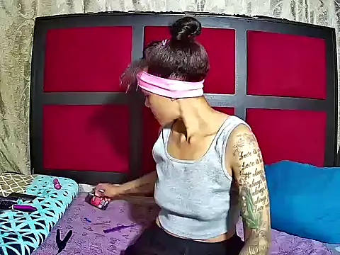 Cadence28 online show from April 7, 7:58 pm