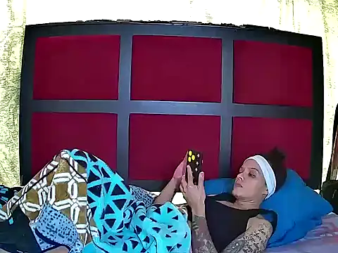 Cadence28 online show from April 15, 7:37 am