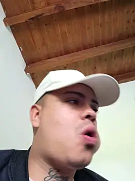 Snapshot of Teo_Vanegass chatting on November 20, 3:56 pm Teo Vanegass online show from November 20, 3:56 pm