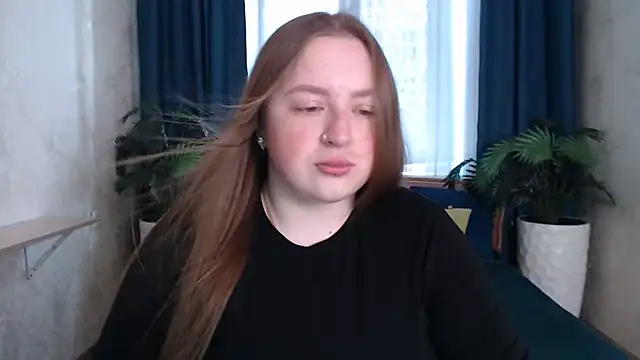 Snapshot of GirlPlayer chatting on May 19, 8:31 am GirlPlayer online show from May 19, 8:31 am