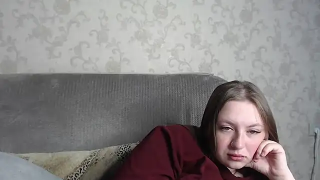 Snapshot of GirlPlayer chatting on June 2, 2:57 am GirlPlayer online show from June 2, 2:57 am