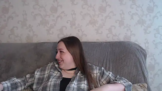 Snapshot of GirlPlayer chatting on June 8, 8:26 am GirlPlayer online show from June 8, 8:26 am