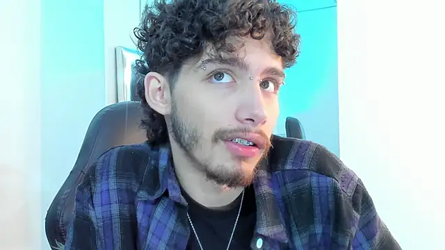 JojoBraando online show from November 29, 9:07 pm