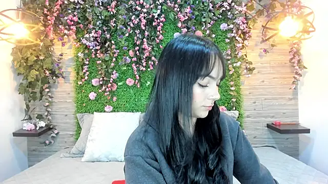 kittyMelvis online show from January 10, 2:46 am