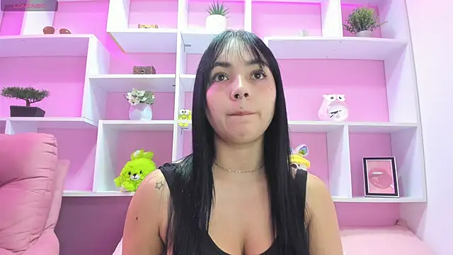 kittyMelvis online show from January 18, 3:27 pm