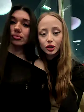 GraceSecrettt online show from December 15, 5:06 pm