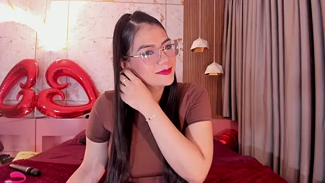 Snapshot of Haylenpark chatting on February 28, 10:27 am Haylenpark online show from February 28, 10:27 am