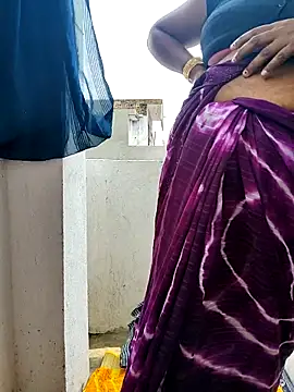 Desicouple1706 online show from February 24, 5:38 am