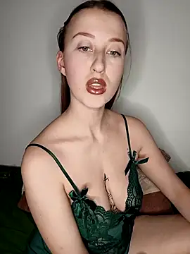 Susiee Redd online show from April 16, 8:42 pm