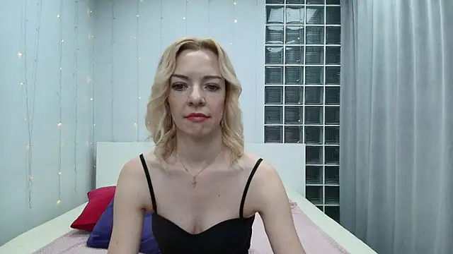 Brightly Heizer online show from April 14, 12:38 am