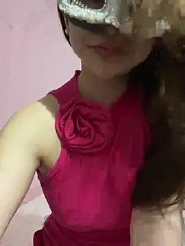 Snapshot of Queen-of-Love chatting on July 23, 7:28 am Queen-of-Love online show from July 23, 7:28 am
