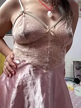 tianwei2567 online show from May 26, 1:40 pm