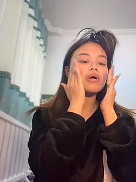 Toffee-00 online show from February 12, 6:30 am