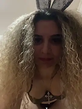 CrazyJessika online show from April 1, 1:41 pm