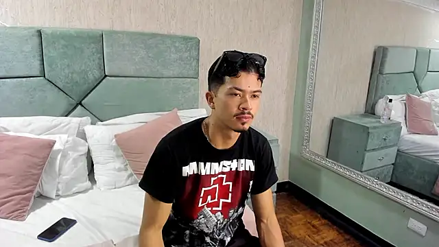 NicolaiKarav online show from January 18, 11:58 am