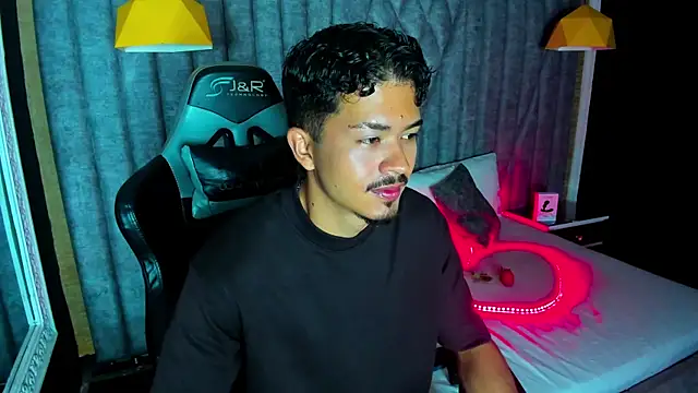 NicolaiKarav online show from February 14, 11:40 am