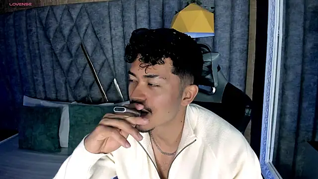 NicolaiKarav online show from March 11, 1:39 pm