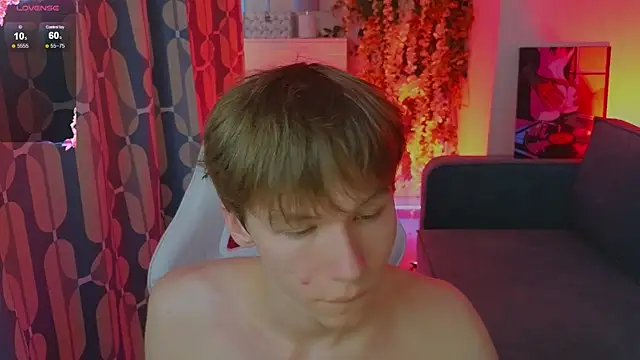 cuMte boy online show from May 22, 1:35 am