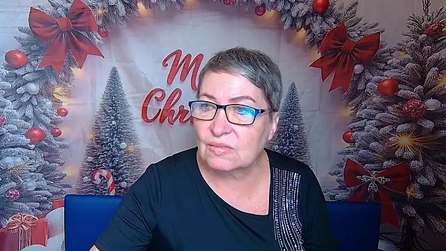 Snapshot of OlgaLuck chatting on January 19, 6:39 am OlgaLuck online show from January 19, 6:39 am