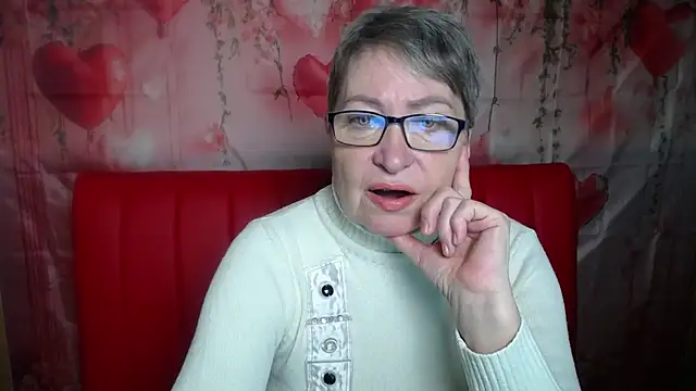 Snapshot of OlgaLuck chatting on February 12, 6:41 am OlgaLuck online show from February 12, 6:41 am
