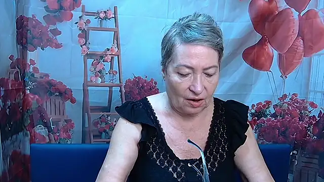 Snapshot of OlgaLuck chatting on February 27, 6:46 am OlgaLuck online show from February 27, 6:46 am