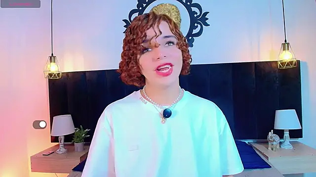 Skyee angel online show from April 17, 8:01 pm