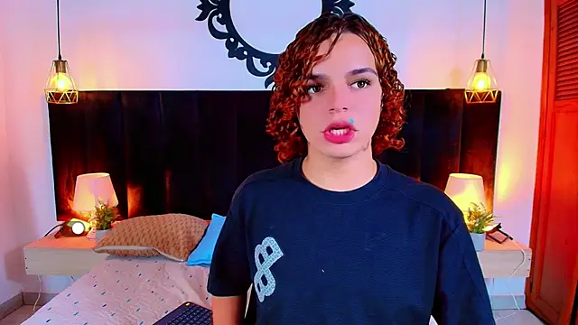 Skyee angel online show from July 14, 7:30 pm