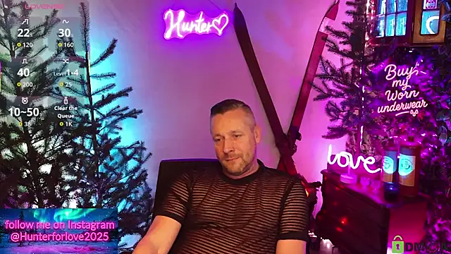 Snapshot of Hunter_Fl chatting on February 11, 4:56 pm Hunter Fl online show from February 11, 4:56 pm